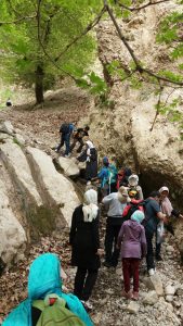 قسمتی از مسیر پیمایش از روستای مرغاب تا آبشار شیوند